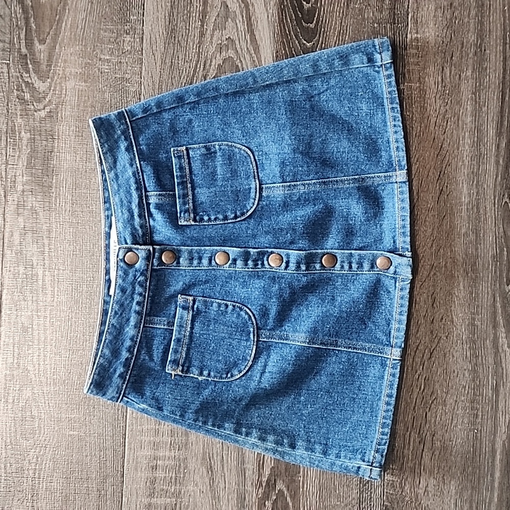 ❄️ Brandy Melville denim Mini Skirt ❄️